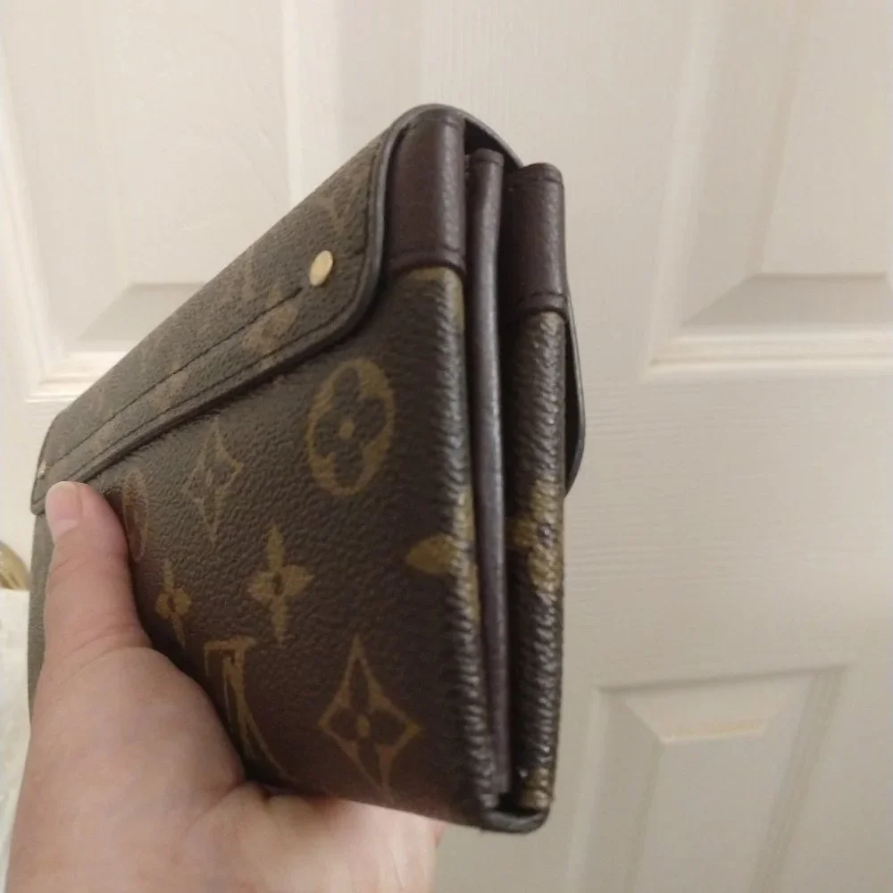 Louis Vuitton Monogram Elysee Wallet - Picture 7 of 15